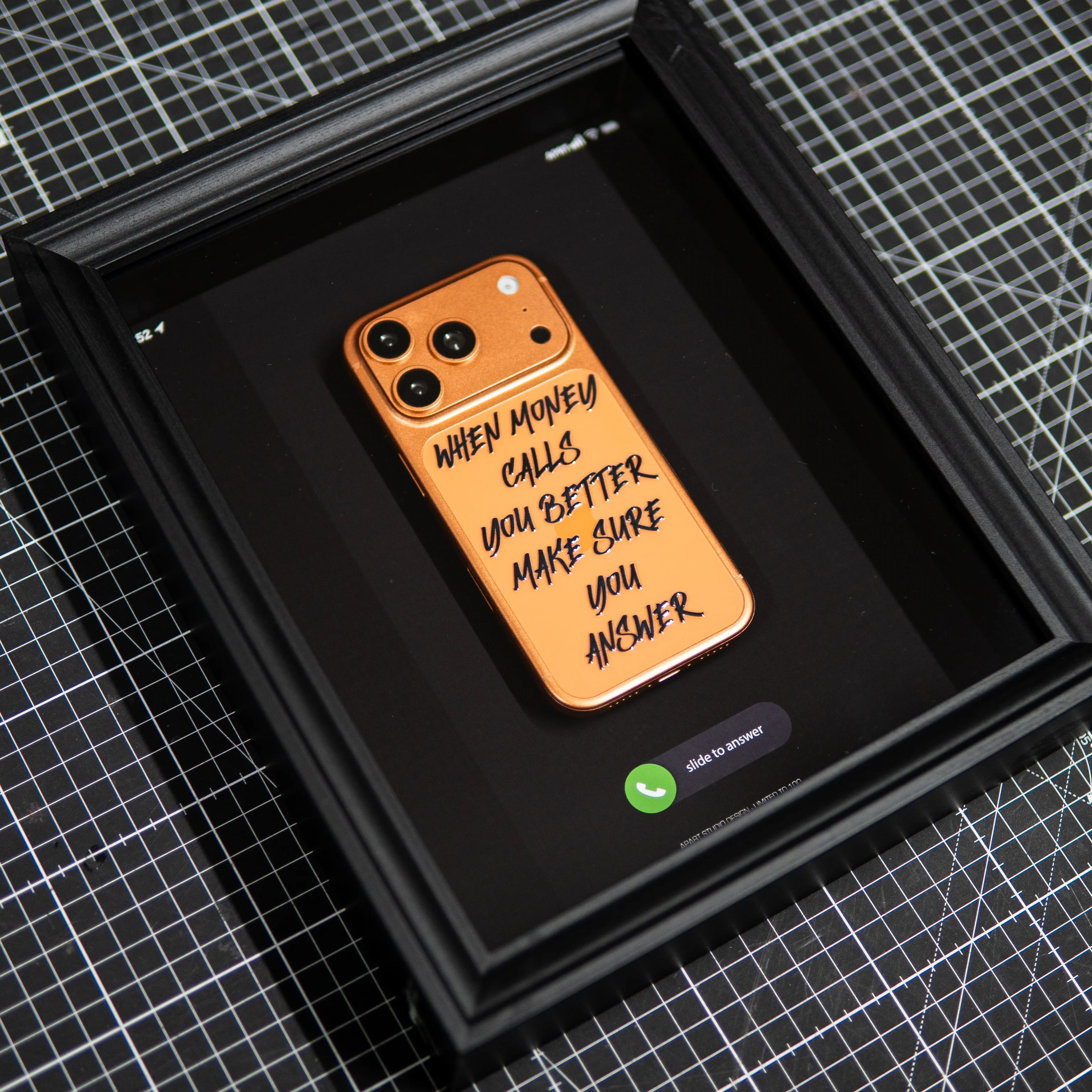 Money's Calling Frame - Image 9